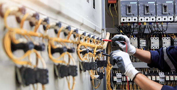 Professional Electrician technician working in Swannanoa, NC